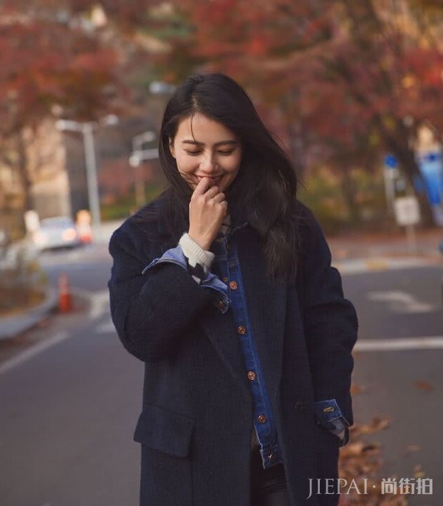 秋冬穿搭指南：不同肤色的人怎样穿衣更好？