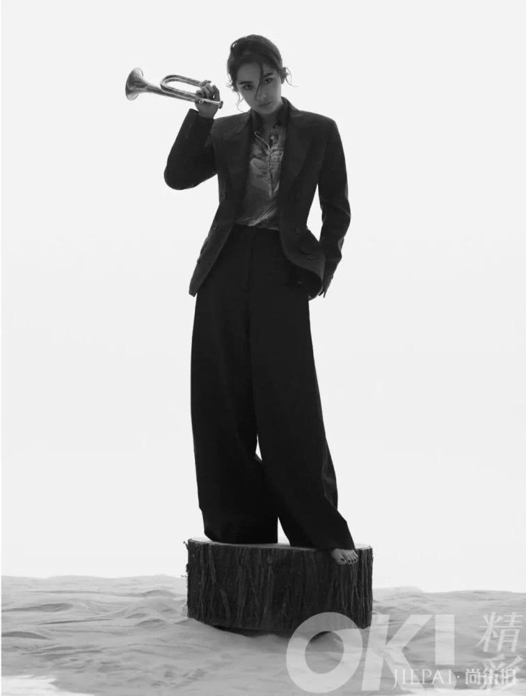 杨幂 有意义就足够