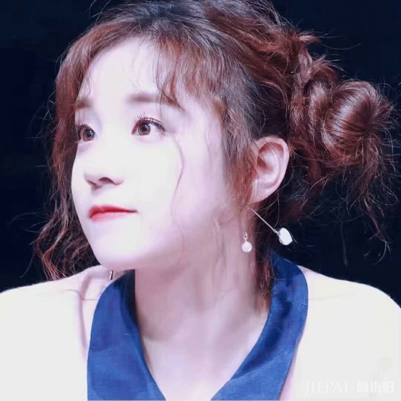 出道就上韩网热搜!人称烟嗓妖精的北京大蜜华丽变身新人奖收割机