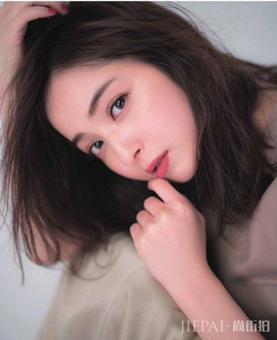 秋冬怎样打造日系高级感妆容 看完这篇你就懂了