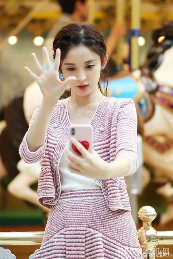 这10款自带香水体质的护手霜，真香