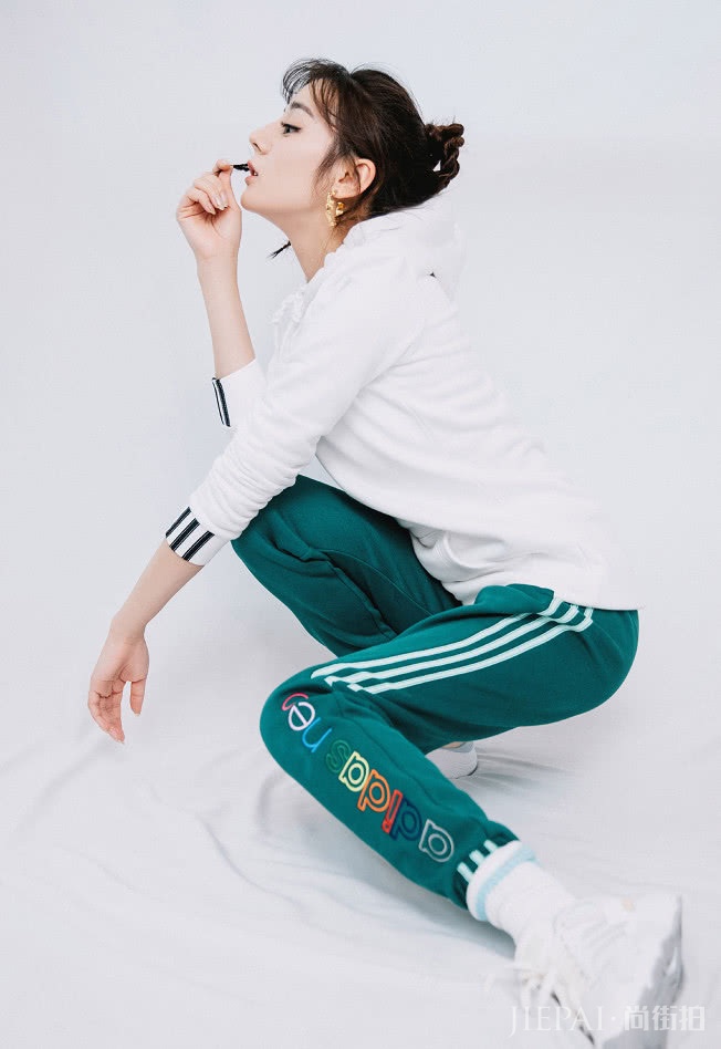 迪丽热巴这种二股辫,提升颜值的神器