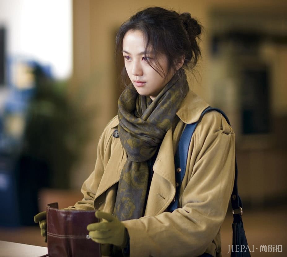 秋冬穿搭指南：不同肤色的人怎样穿衣更好？