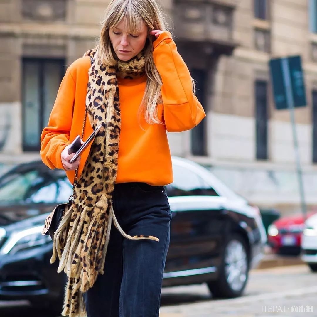 2018最火的柿子色,黄皮这样穿就完了!