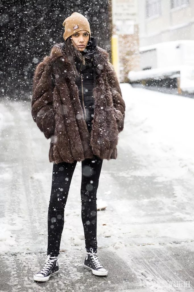 除了UGG,还有什么适合下雪天穿的时髦又保暖的鞋子?!