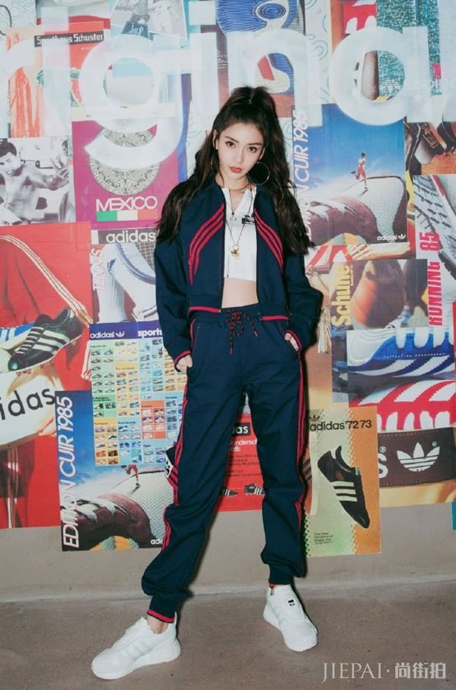 杨颖秀出的“芭比腰”,让黄晓明最动心!