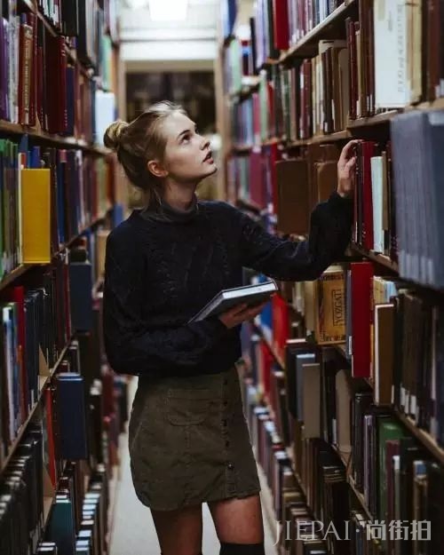 秋冬怎样穿裙子好看又不冷？