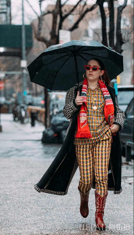 微胖穿什么大衣好?为你介绍优雅大气的衣服勾勒你的好身材