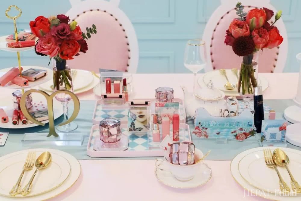 2018年度词“仙” 就用CPB圣诞限定美妆来诠释