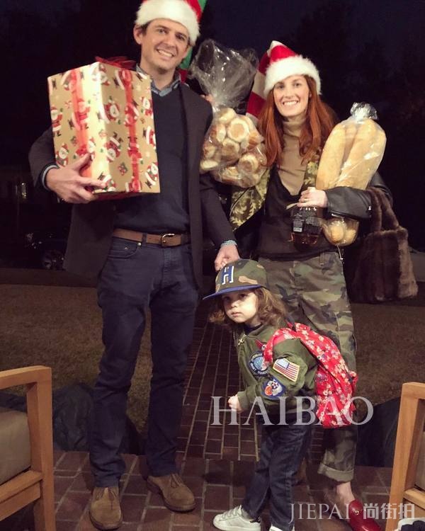 时尚编辑泰勒·托马西 (Taylor Tomasi) 精彩街拍集锦:最会“作妖”的女人,再浮夸的风格也能不抓马!