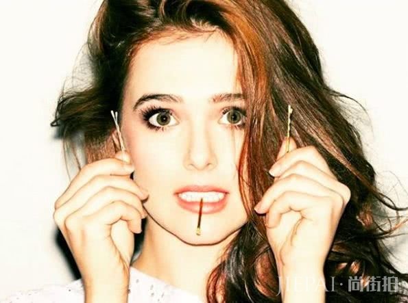 童年常见的彩色发卡,竟然能夹出10+种时髦发型