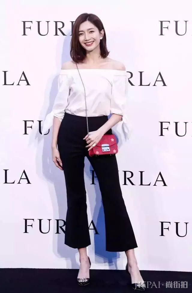 2018最火“网红裤”,巨显腿长巨时髦!