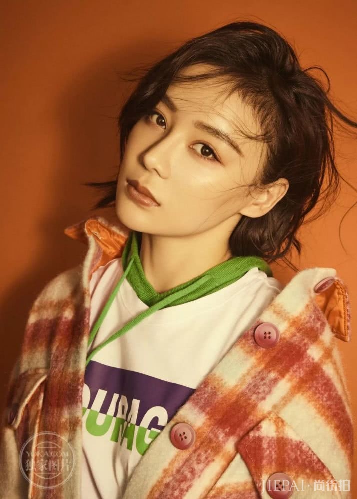 袁姗姗来“踢馆”！百变时髦的她难道不是稳赢？