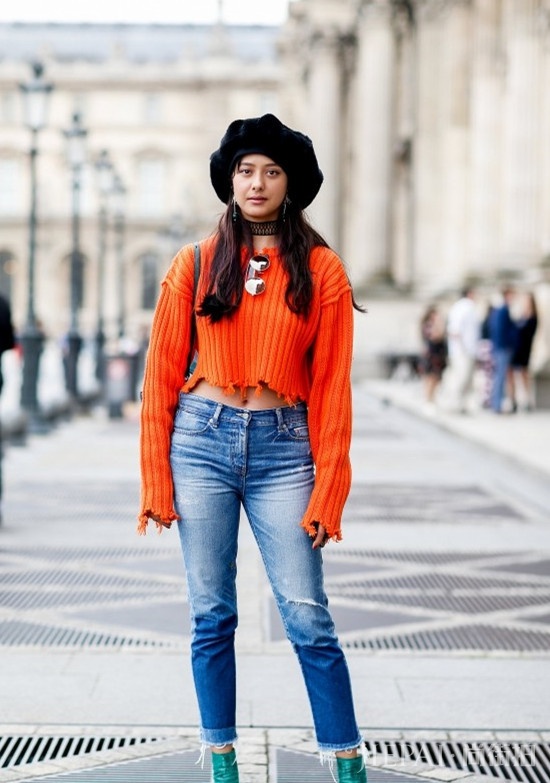 学会毛衣搭牛仔裤,轻松摆脱大众美,照着穿就对了