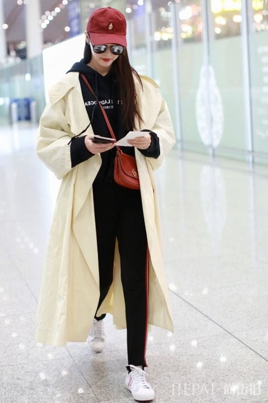 风衣高级不止一点点,穿出整个气质暖冬