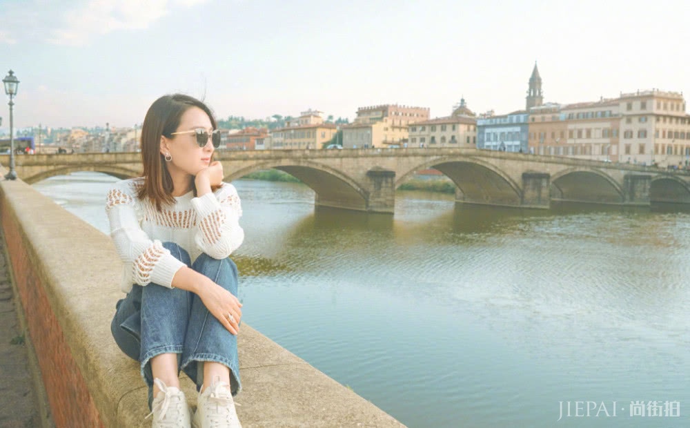 剪对发型的马苏更有魅力了,这次的短发减龄又高级