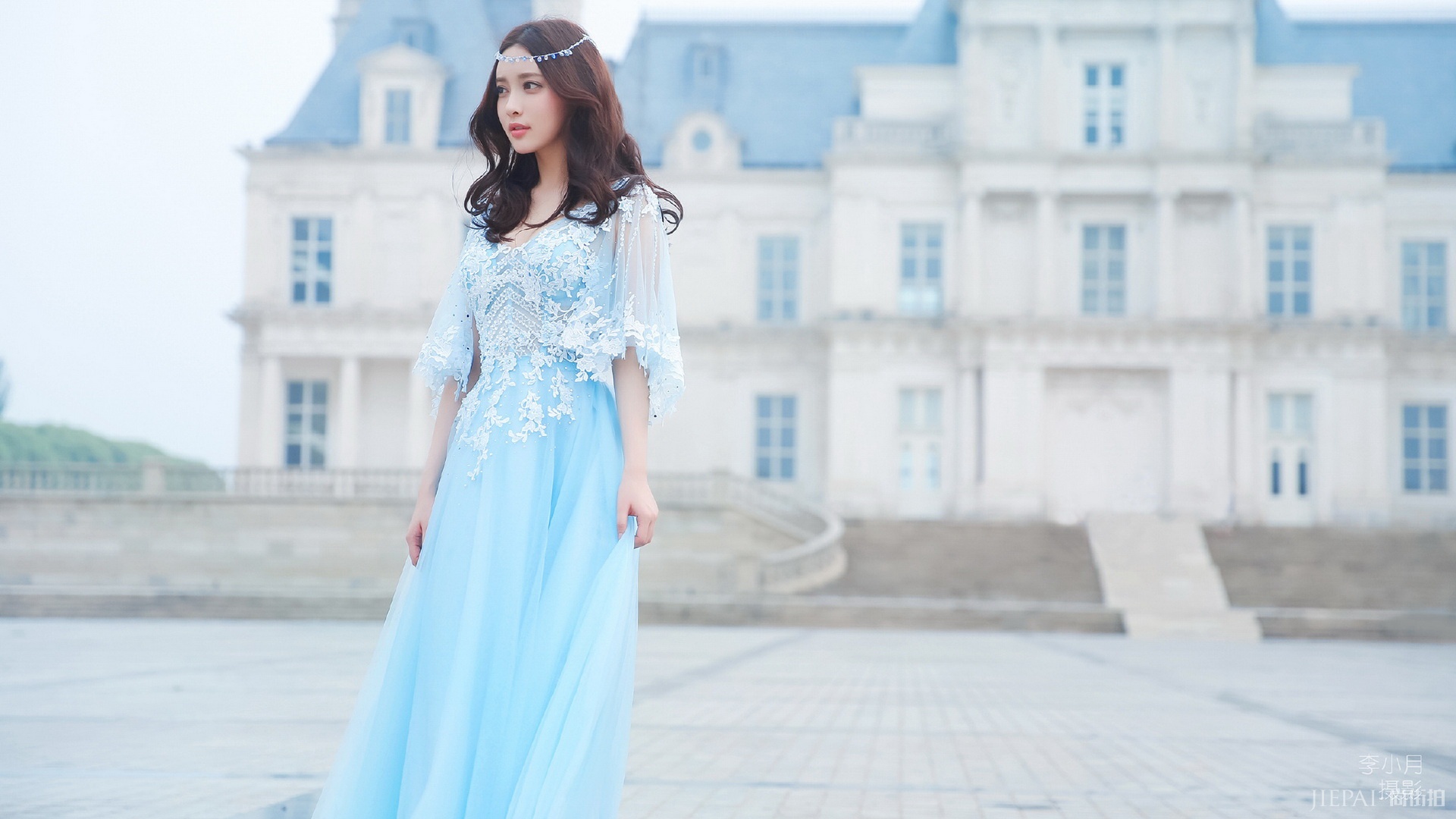 孟子义薄纱公主裙性感迷人风格写真