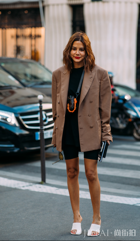 中短款大衣如何搭配 休闲随性混搭街头风