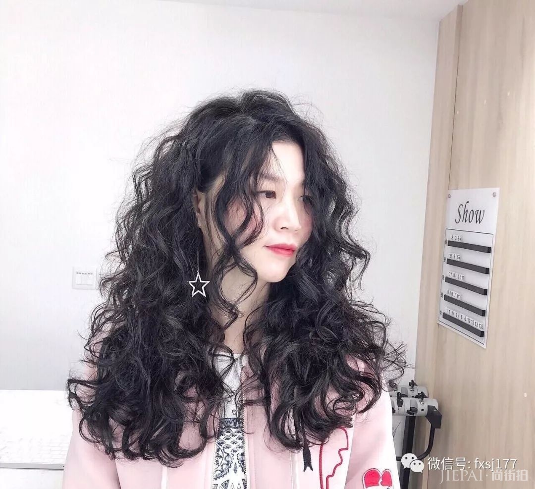 秋冬为什么要烫发？这里有一份答案，让我们来告诉你