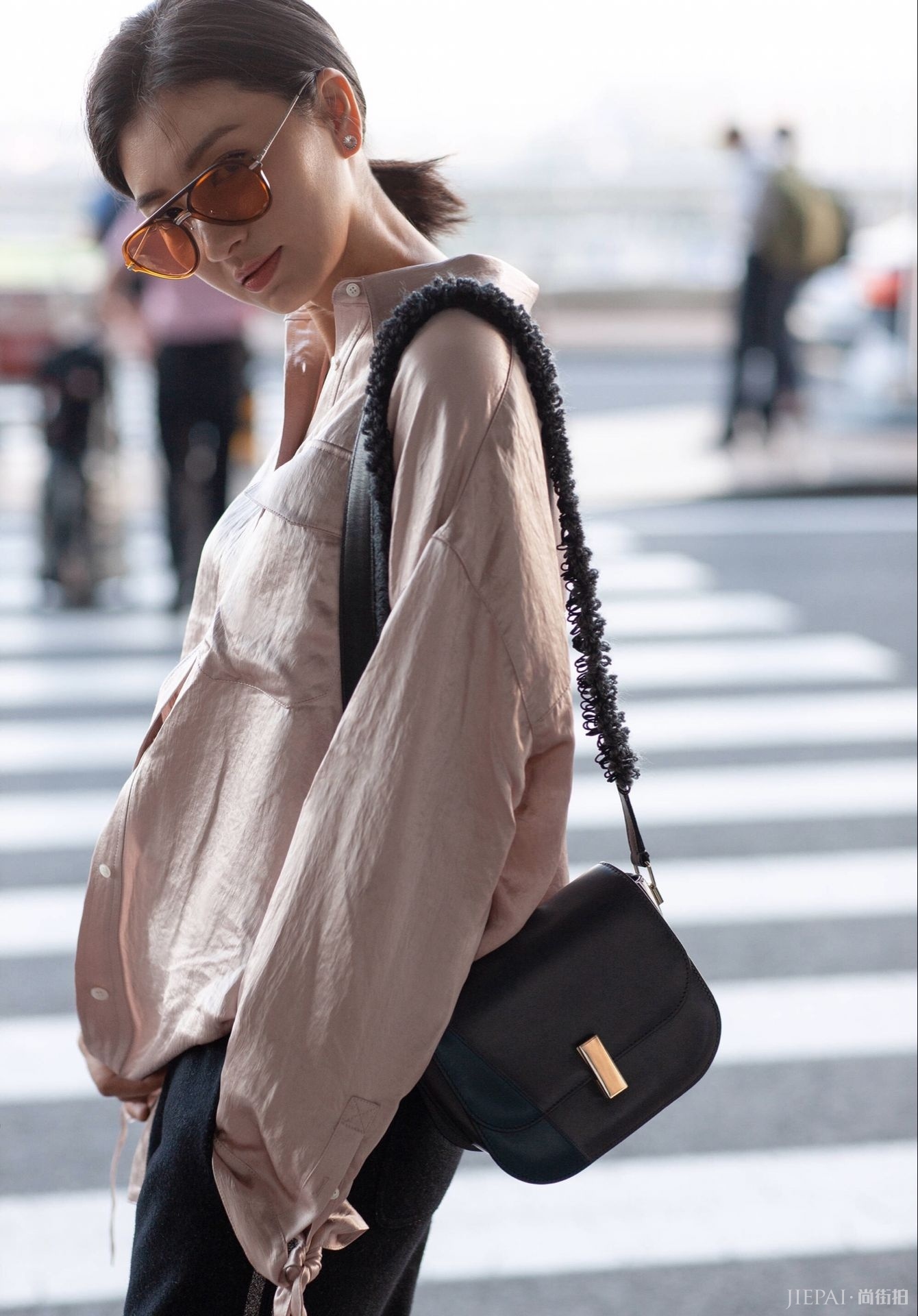 澜溪机场街拍，看起来像路人，却很实用