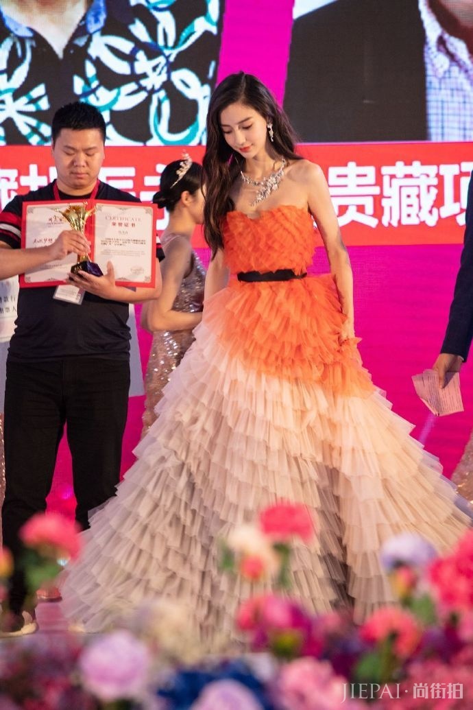 又被Angelababy美到了！