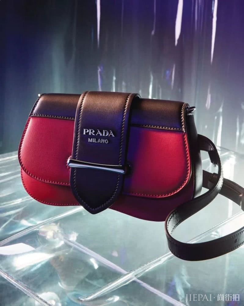 2018手袋盘点。谁才是年度新款之王？