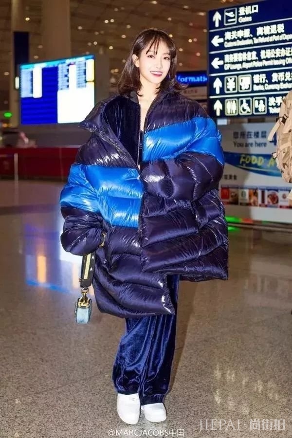寒冷冬天这样穿羽绒服,温暖时尚两不误