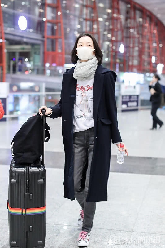 何穗超帅气而杜鹃似路人，差距怎么这么大？