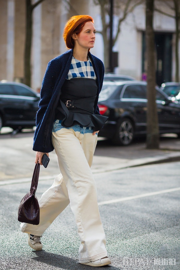 时尚编辑泰勒·托马西 (Taylor Tomasi) 精彩街拍集锦：最会“作妖”的女人，再浮夸的风格也能不抓马！