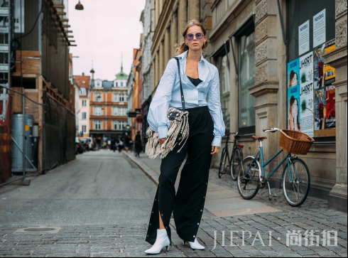 衬衫如何叠加穿出不一样的优雅复古风情