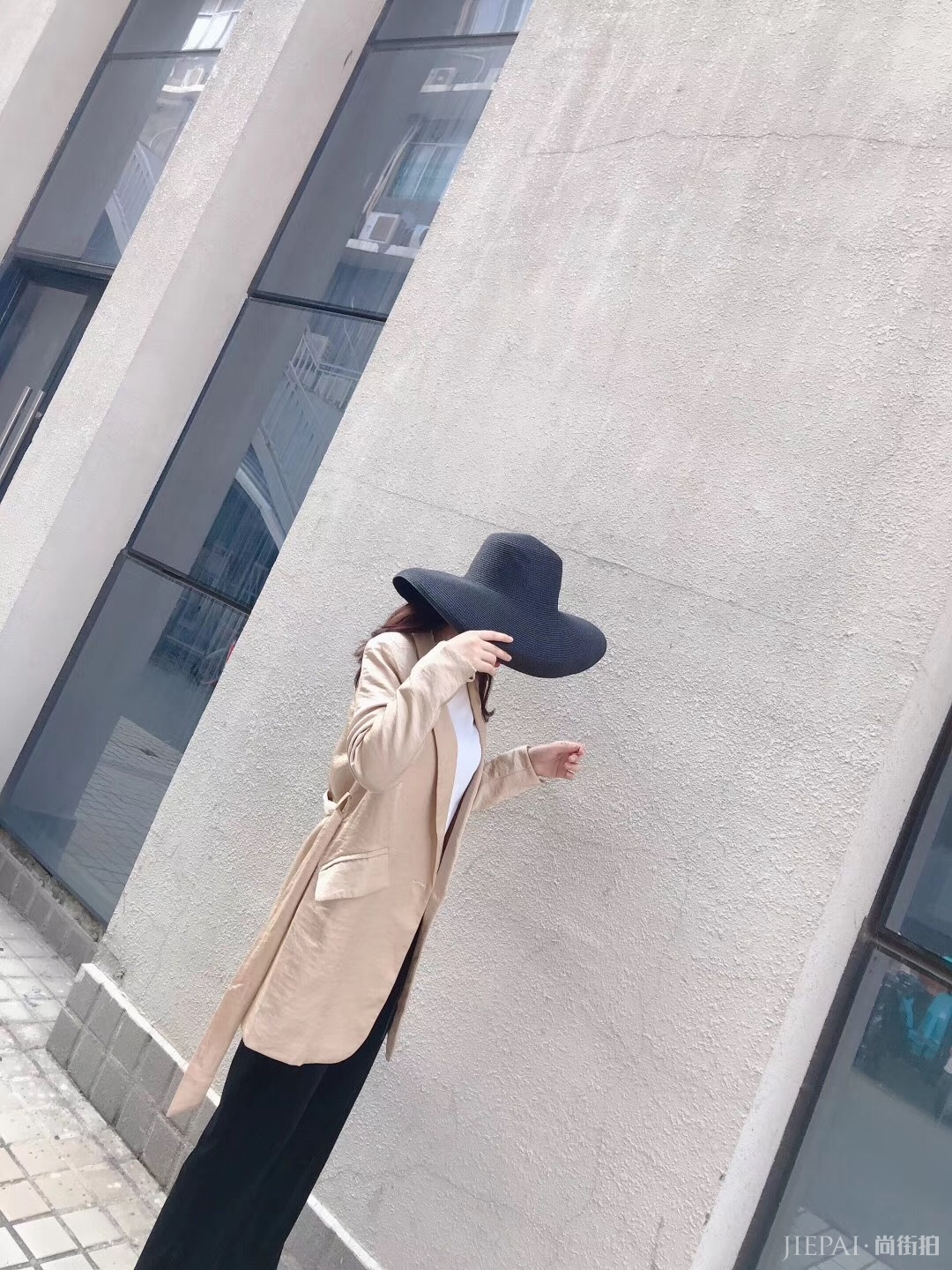 高领毛衣+过膝靴，这身搭配好看到没朋友