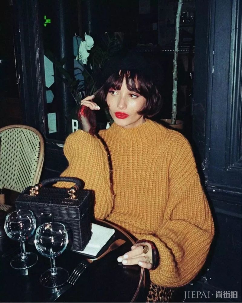 像从老电影中走出来的博主，她的时髦穿搭原来全靠这4点