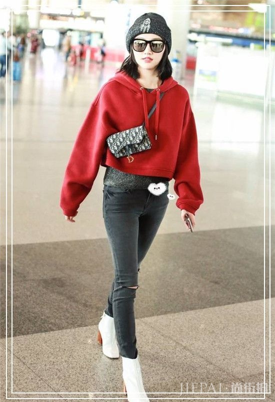 景甜甜美的气息放飞自我，连衣裙现身！