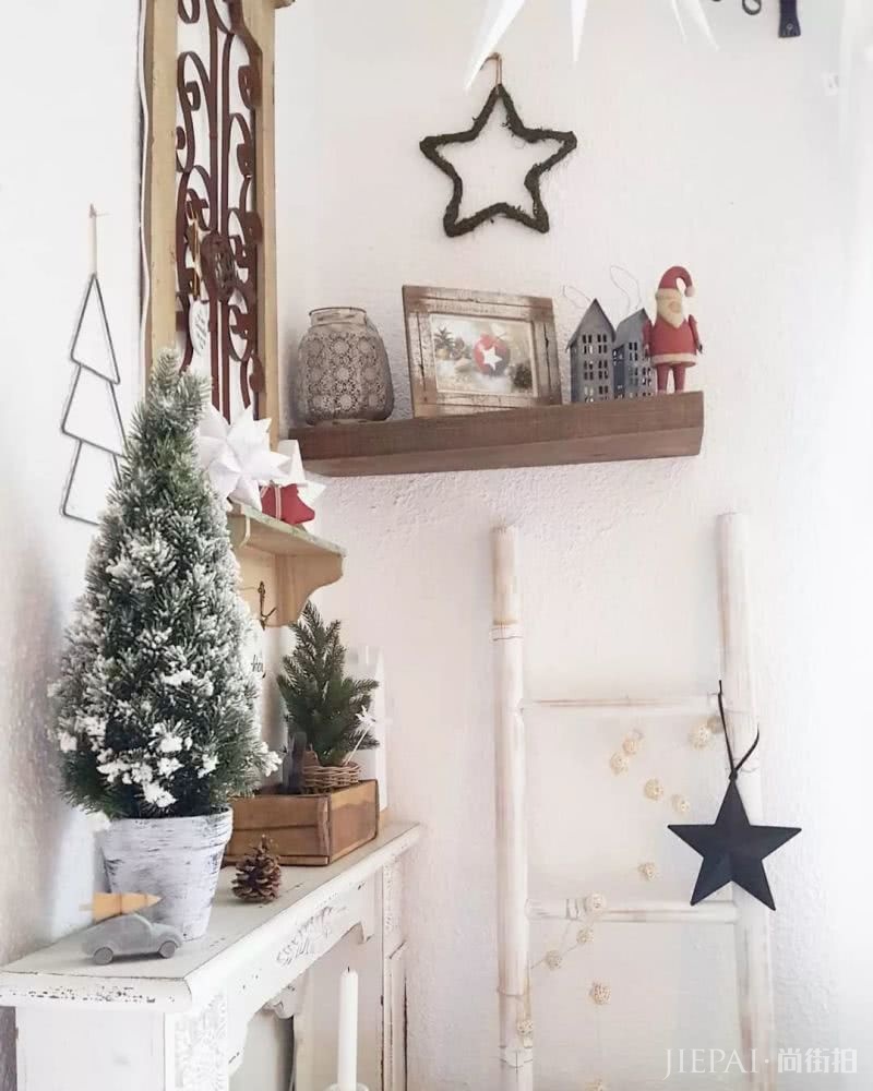 只用几块钱,就能在圣诞节时把家里打造成自拍圣地