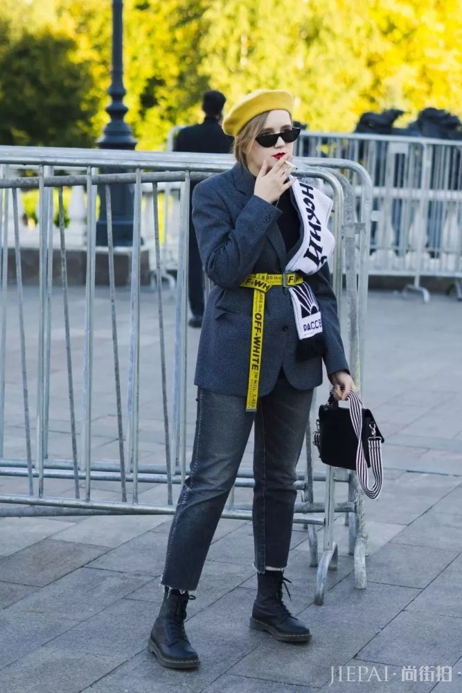 这几条围巾也太惊喜了 承包了今冬的时髦感