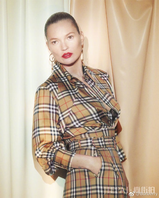 Vivienne&Burberry系列 经典英伦与叛逆朋克的碰撞
