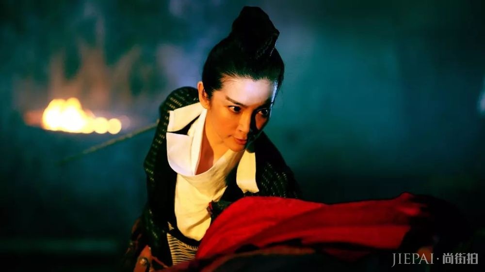 李冰冰新年愿望清单:离自己更近些…