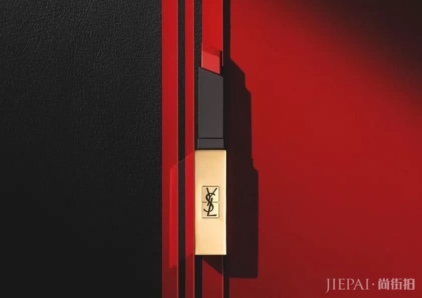 能穿高定“吸烟装”的口红,一看就知不简单