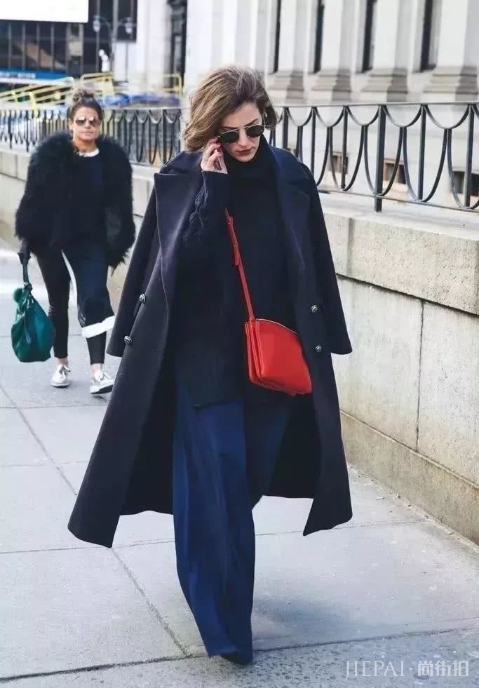 避开雷区 大衣+阔腿裤这样穿显矮又显胖!