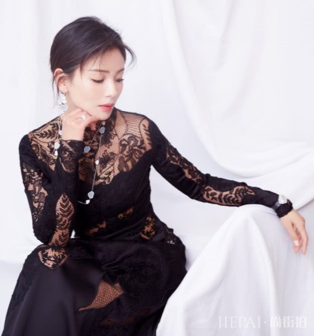 刘涛刷新人们的认知，穿渔网裙第一次见！