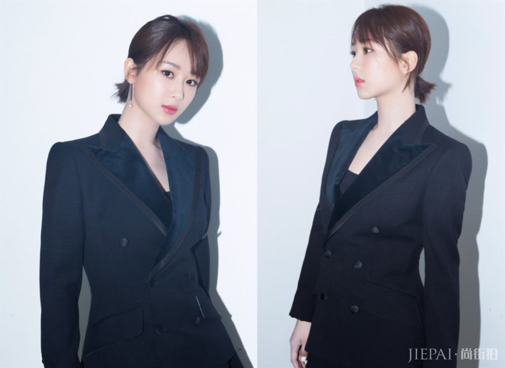 杨紫穿黑色西装出席活动,气质俱佳大玩“轻熟女”风