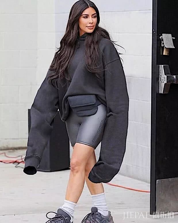 Oversize想穿出真时髦 你可能需要这几招