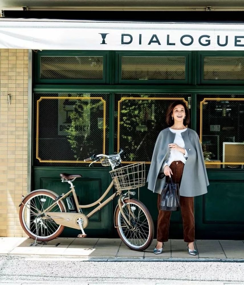 30+女生也能这么气质时尚，被她们美哭了