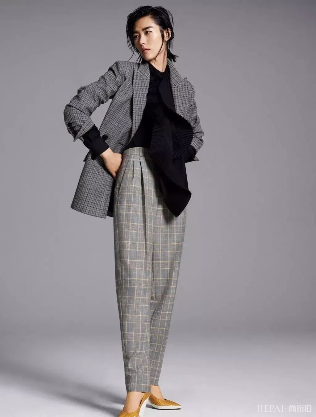 2018秋冬最火的这三条裤子才是真时髦！