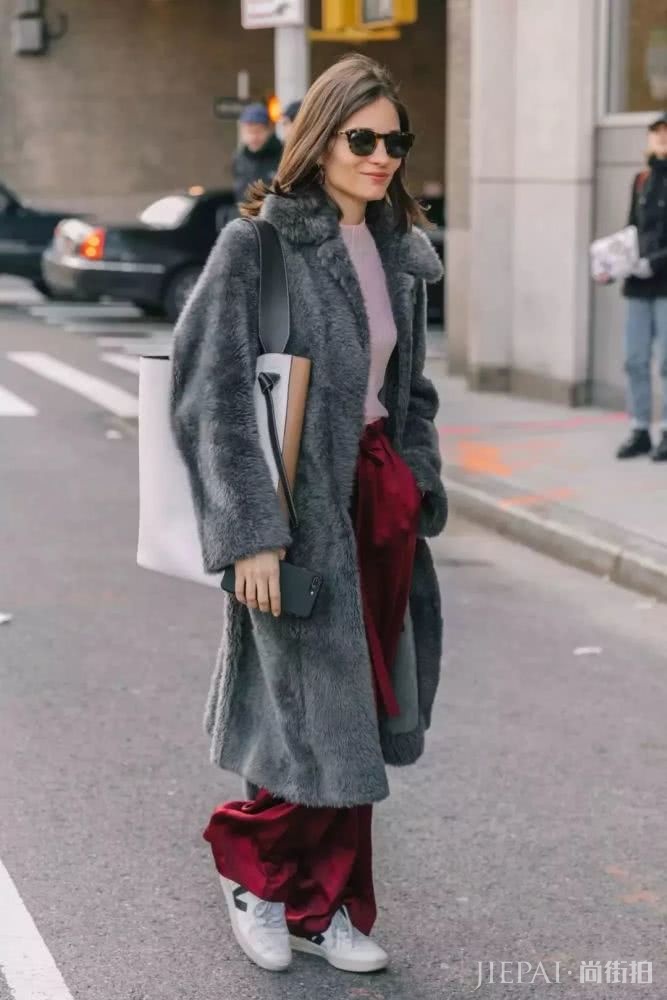 阔腿裤+这5款外套，大写的温暖又时髦！