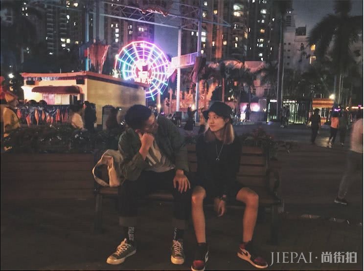 怎样才能成为全网最多衣服的男人?