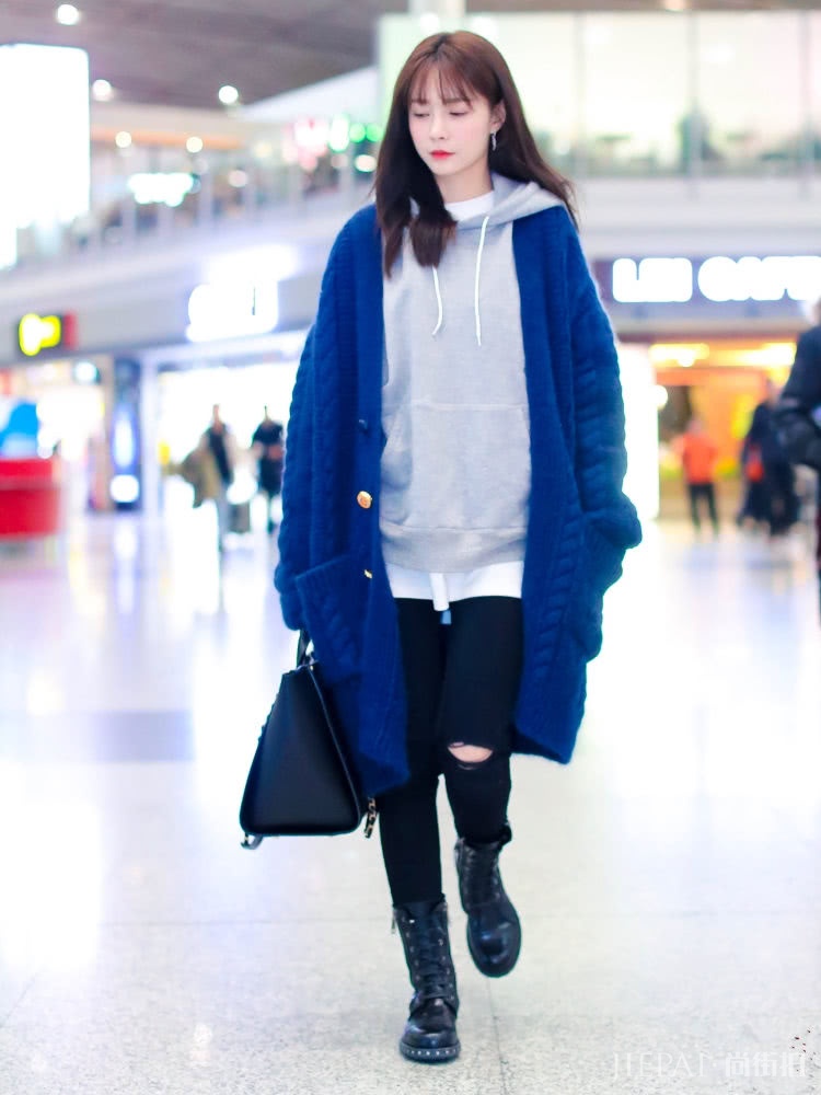 别再穿破洞裤啦，沈梦辰穿上它大长腿也能变小矮子