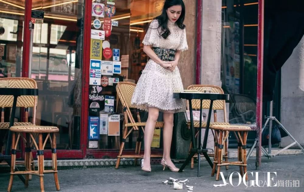 Angelababy演绎《巴黎奇遇》:陌生街头的柳暗花明