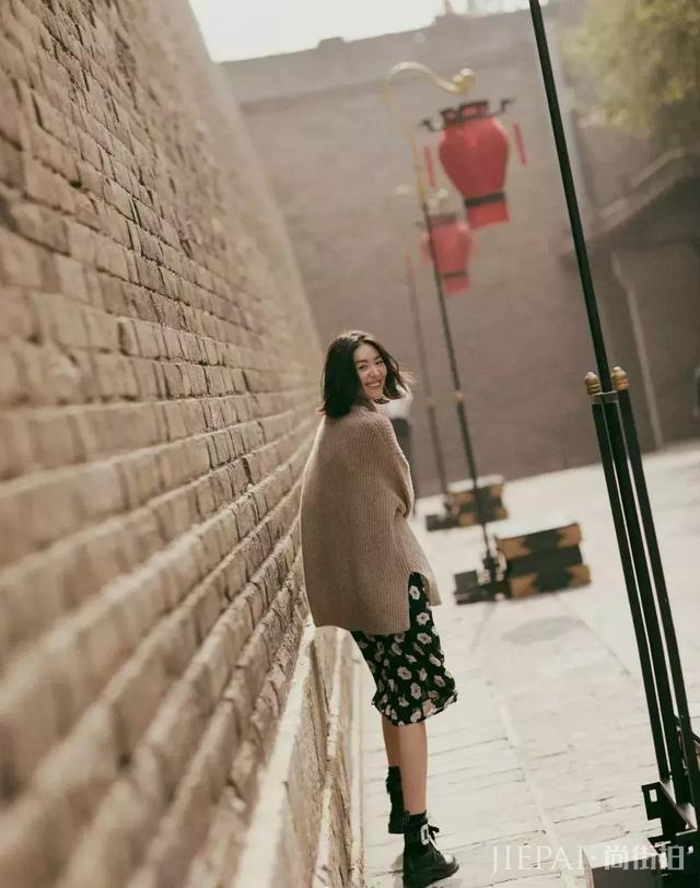 最显白的4个毛衣颜色 你穿对了吗?