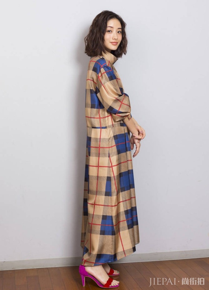 石原里美穿“僧袍”也能美到犯规,是仙女吧?